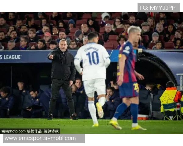 弗里克调整战术让亚马尔中路支援以减轻球队负担